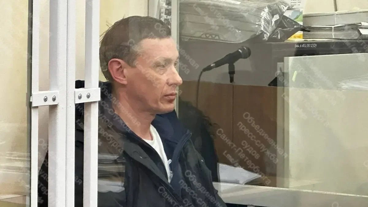 Бывшему вице-губернатору Ленобласти продлили домашний арест