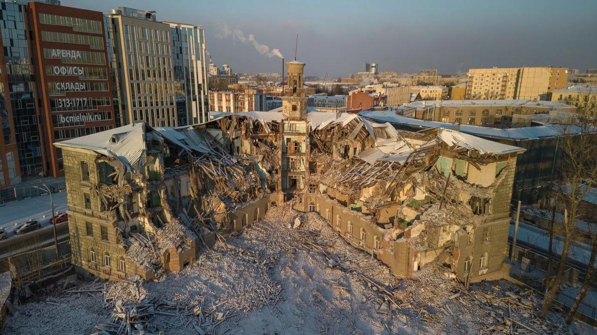 Разрушенные здания на Хрустальной улице стали вещдоком в деле против КГИОП