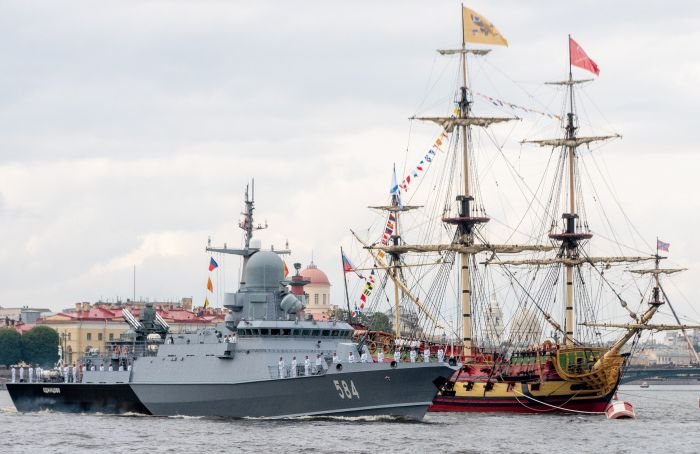 День ВМФ в Петербурге: порядок прохода кораблей и пролёта авиации