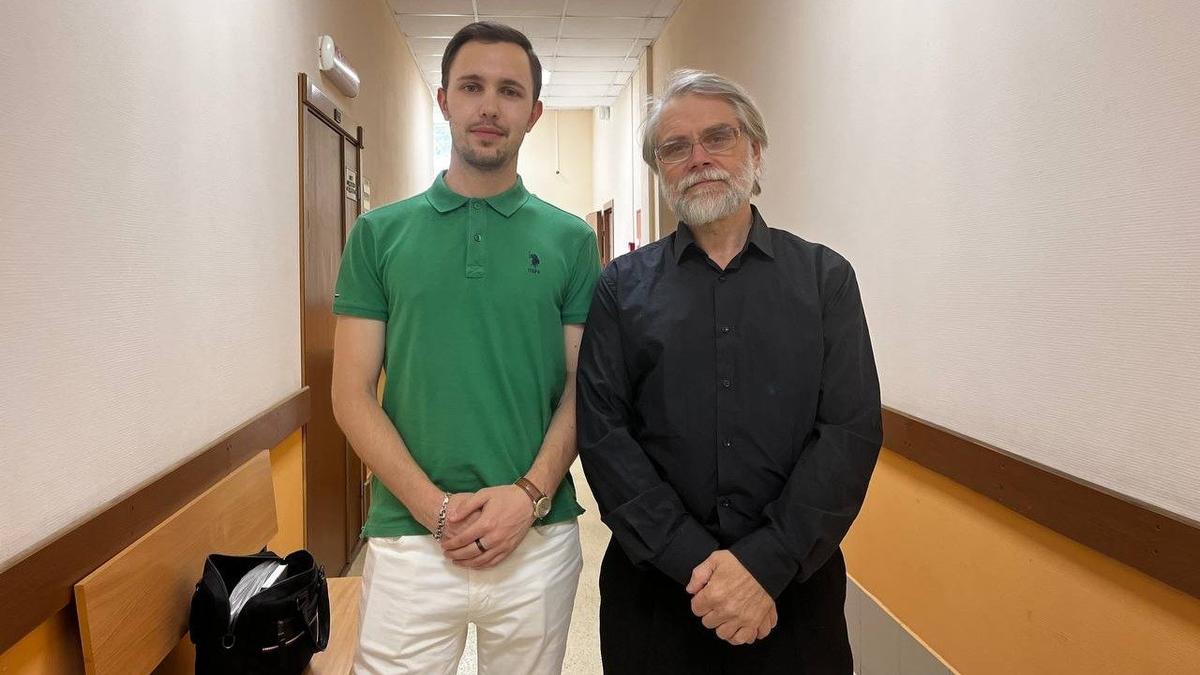 Адвокат Владислав Сосенский и краевед Владимир Журавлёв. Фото: Любовь Смирнова / МР7