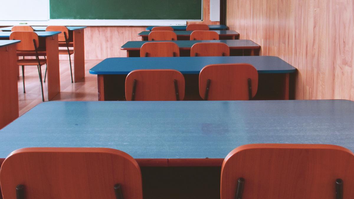 Прокуратура заинтересовалась видео, на котором школьники шутят над инвалидом