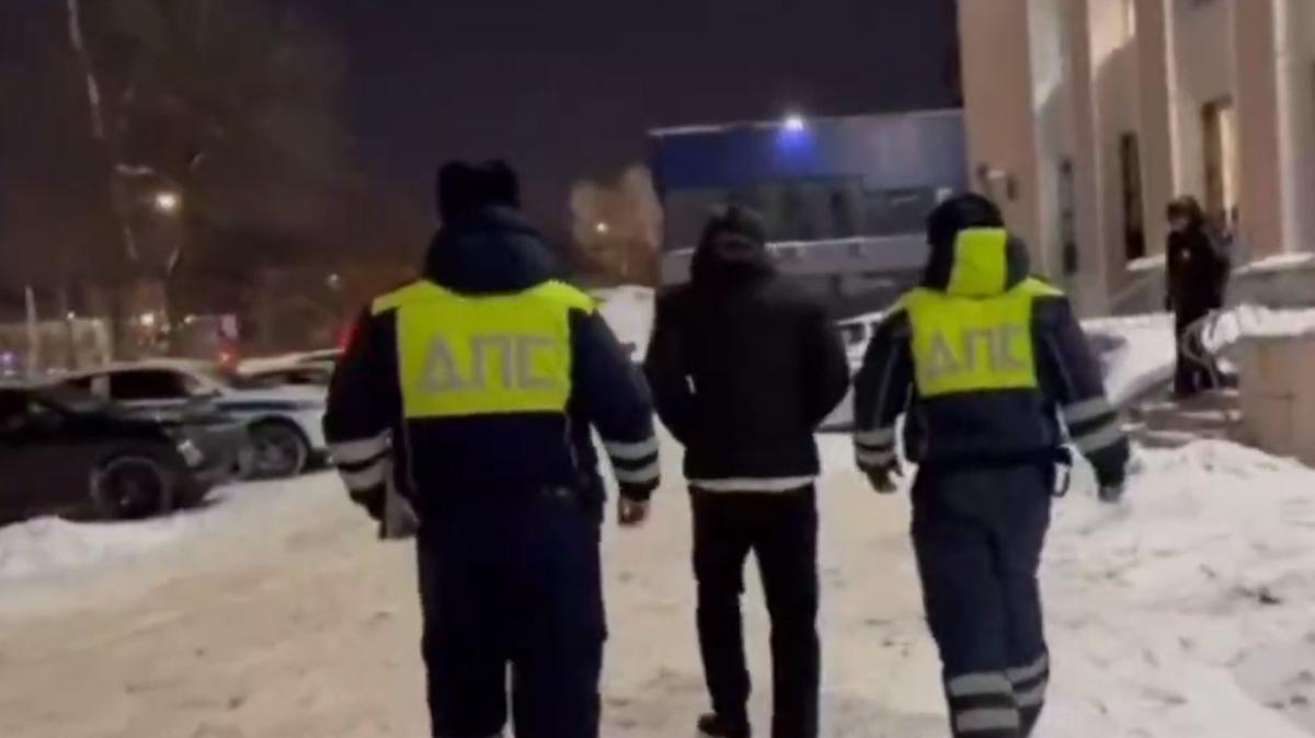 Скриншот видео: Госавтоинспекция по Петербургу и Ленобласти