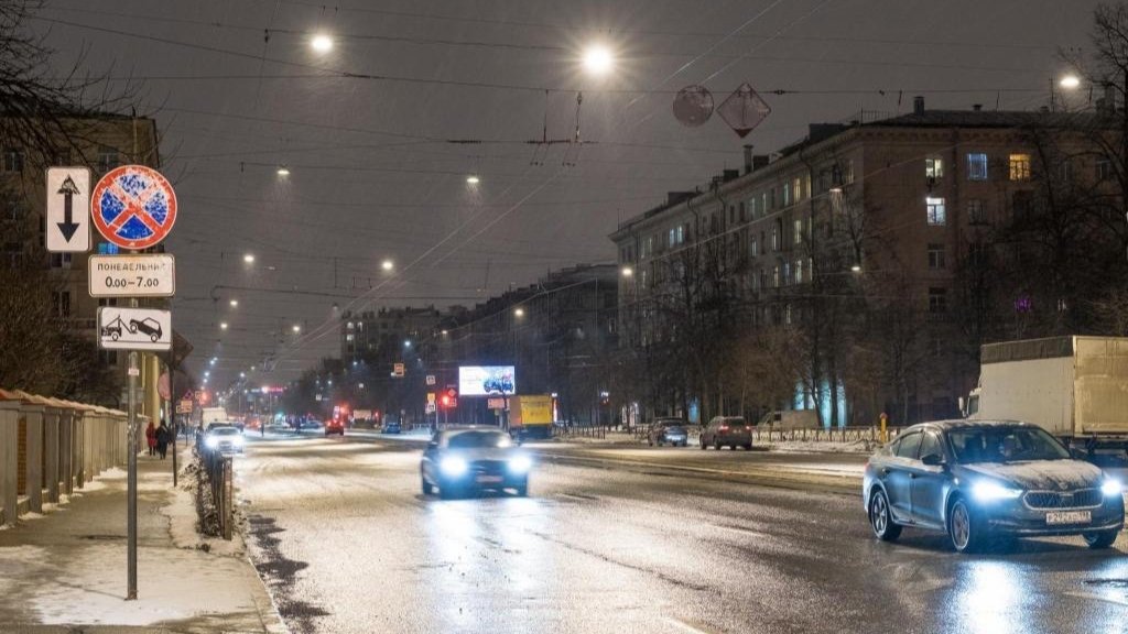 Новые светодиодные фонари осветили Благодатную улицу