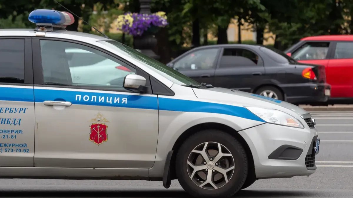 На проспекте Ветеранов петербуржец сбил ребёнка на самокате и сам доставил его в больницу