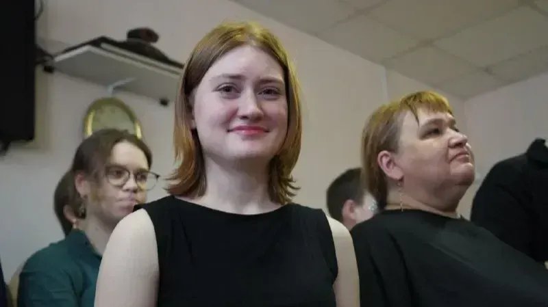Дарья Козырева. 18 апреля 2025 года, на приговоре по уголовному делу. Фото: Виктория Арефьева / MР7