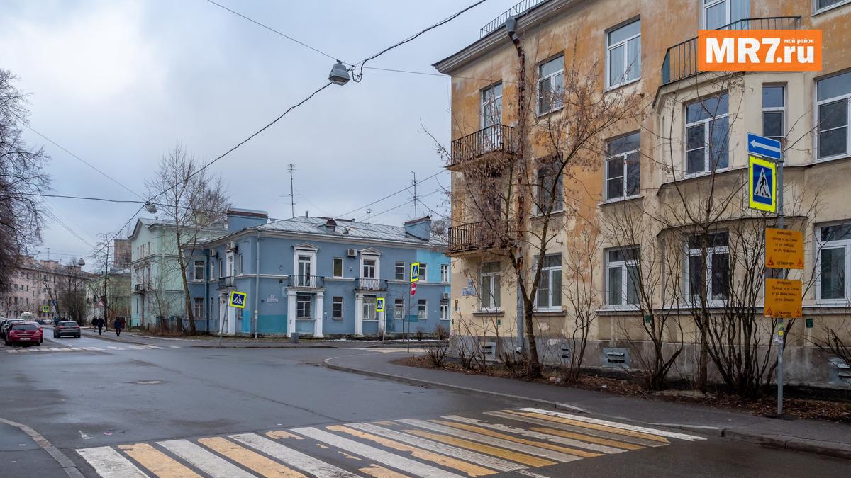 Петербургское «Яблоко» хочет спасти от сноса около 200 исторических зданий