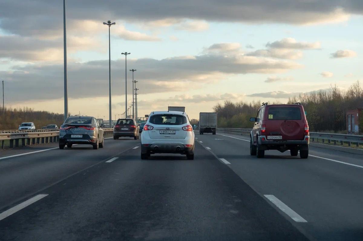 Петербуржец открыл стрельбу из окна автомобиля на КАД. Решается вопрос о  возбуждении уголовного дела. — Новости Санкт-Петербурга › МР7.ру