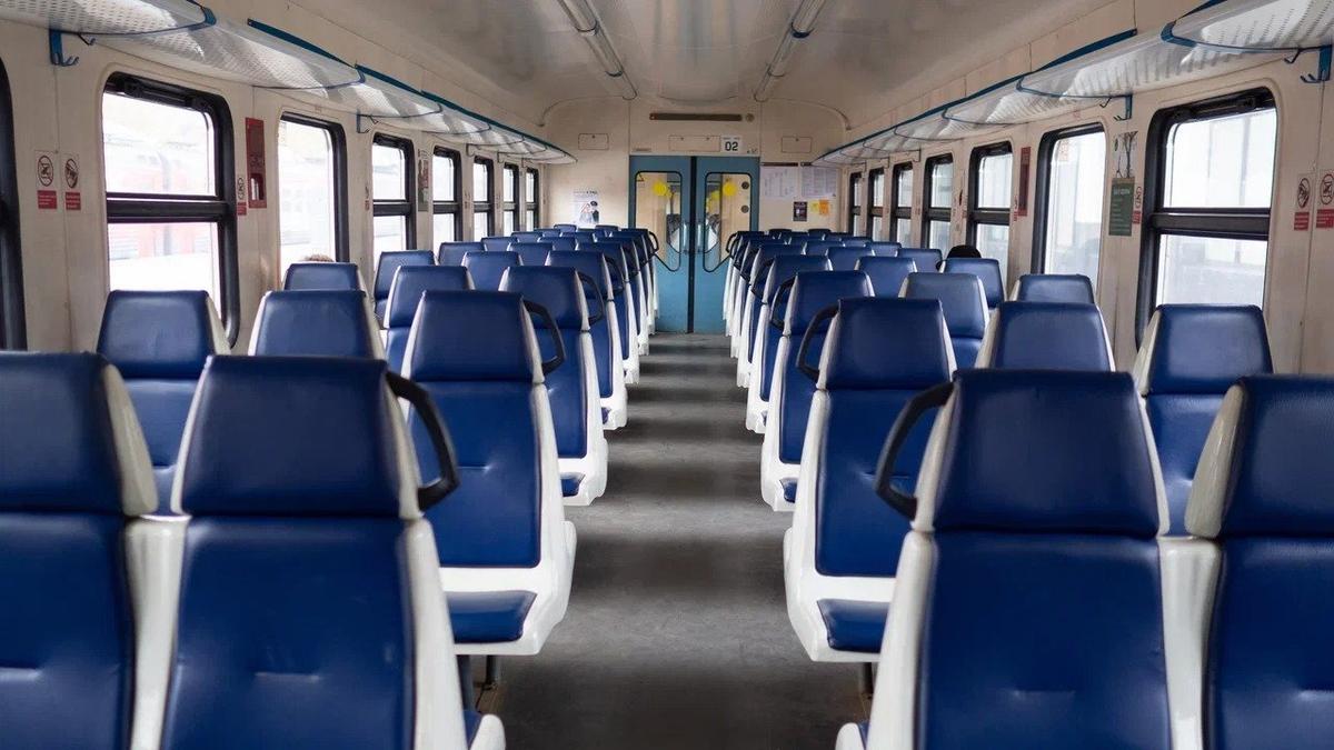 На станции Кушелевка электричка насмерть сбила женщину