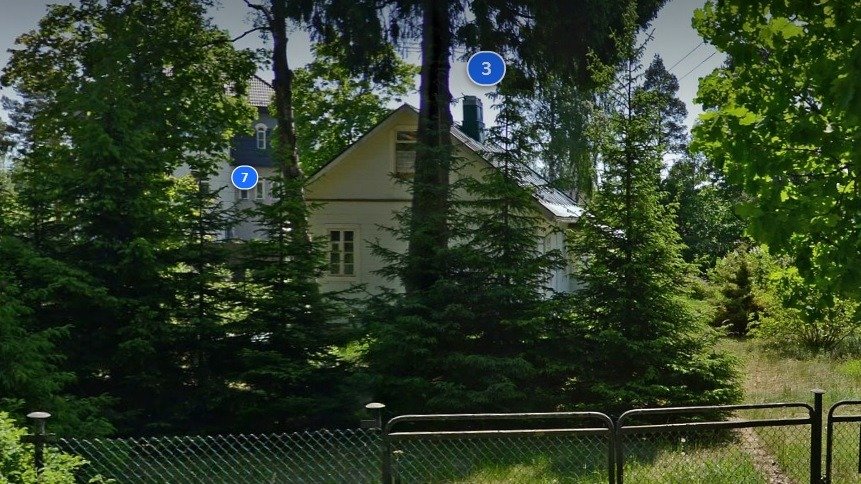 «Снесли и спешно вывозят»: активисты сообщили об уничтожении «дома священника» в Репино