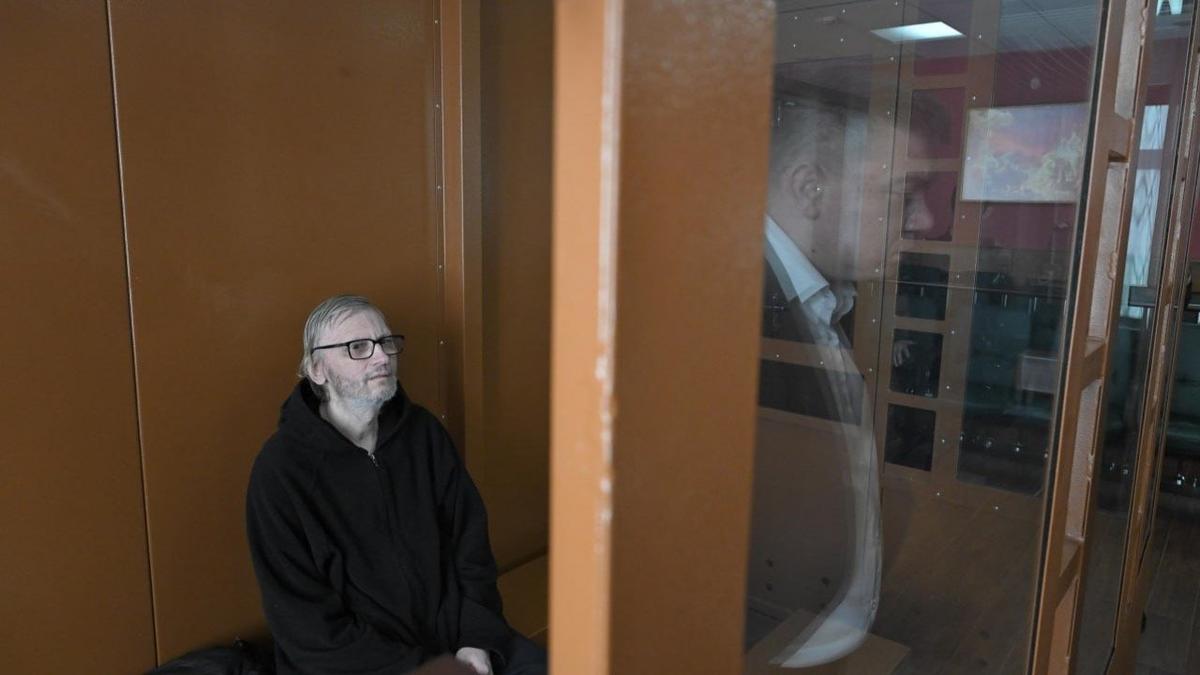 Суд в Петербурге продлил обвиняемому в «фейках об армии» неврологу срок содержания под стражей на три месяца