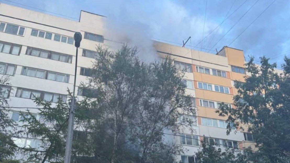 Пожар в доме на улице Стойкости произошел из-за взрыва газа, есть погибший