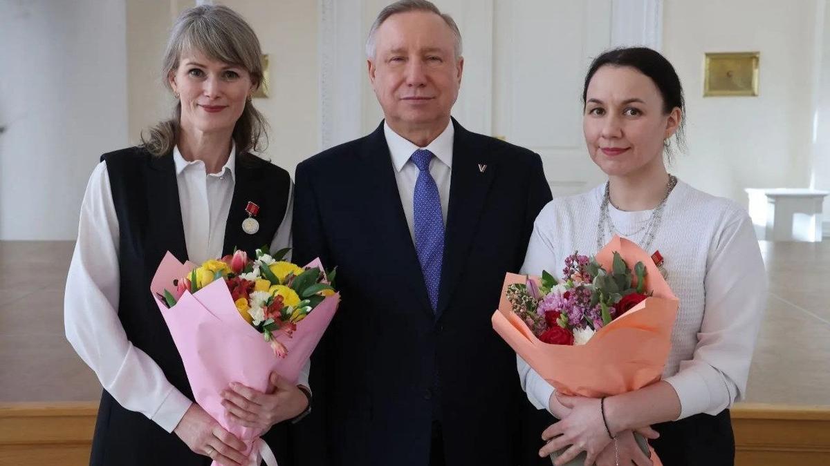 Анна Кабашова, Александр Беглов, Ольга Артемьева (слева направо). Фото: ГУ МЧС по Петербургу