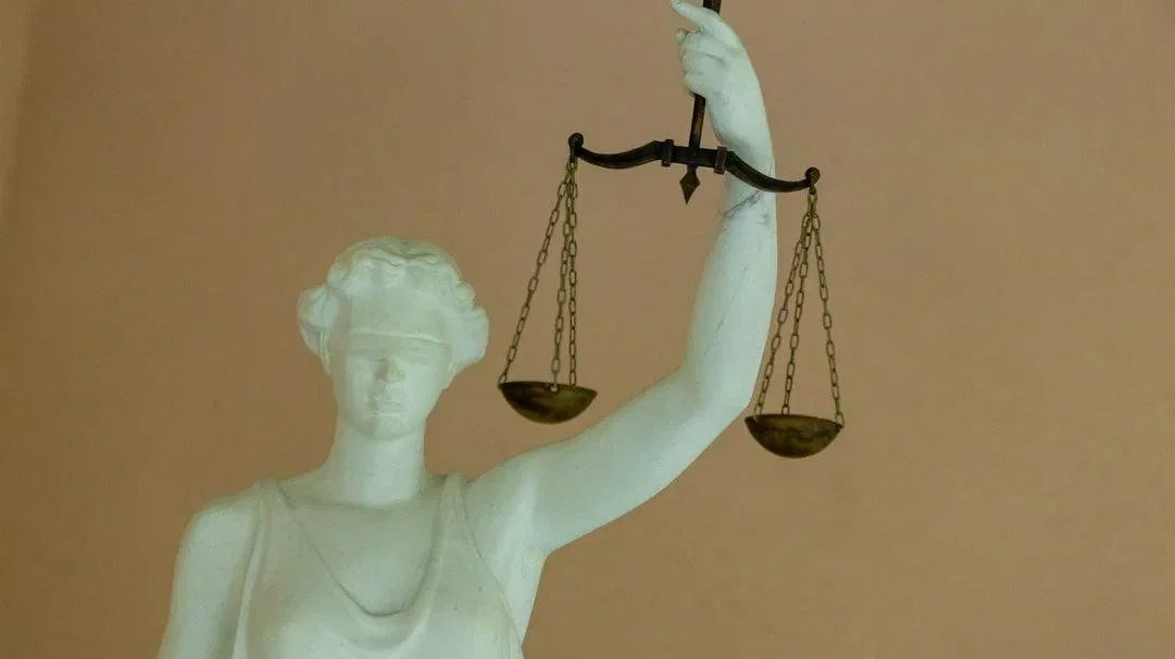 Петербурженку, вставшую в пикет у дацана, оштрафовали на 30 тысяч рублей