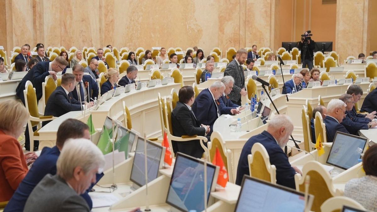 Фото: Заксобрание Петербурга