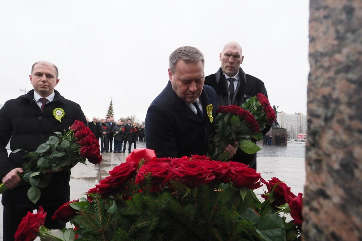 Михаил Романов, Александр Бельский и Николай Валуев. Фото: Олег Золото / MR7