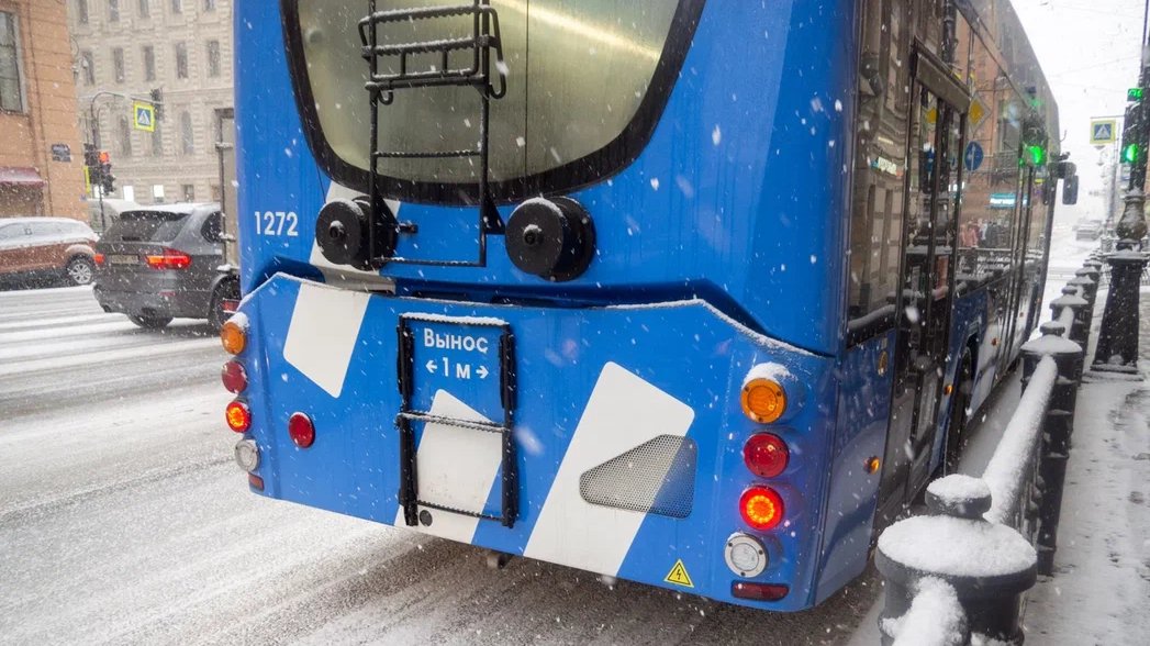 Между ЖК «Чистое небо» и станцией метро «Старая деревня» усилили движение общественного транспорта