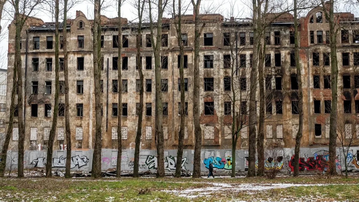 Общество защиты памятников просит КГИОП не менять закон об охранных зонах