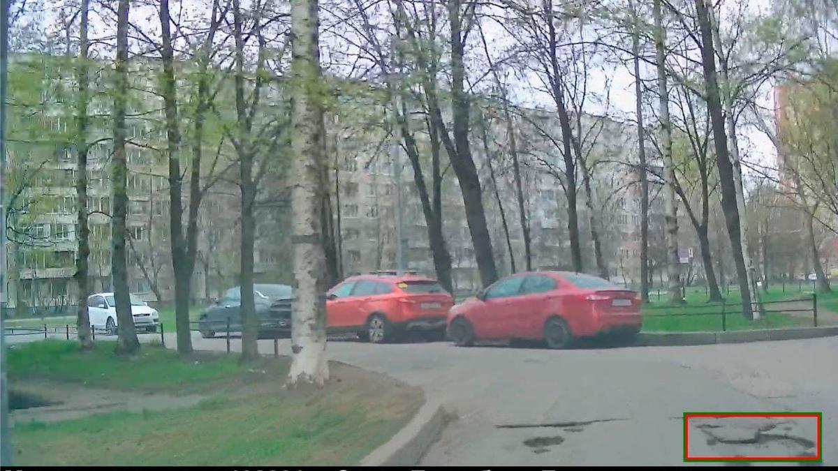 «Городовой» нашёл ямы в Петербурге, а муниципалы заплатят за них штрафы