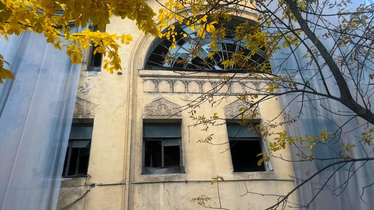 Фото: Смольный