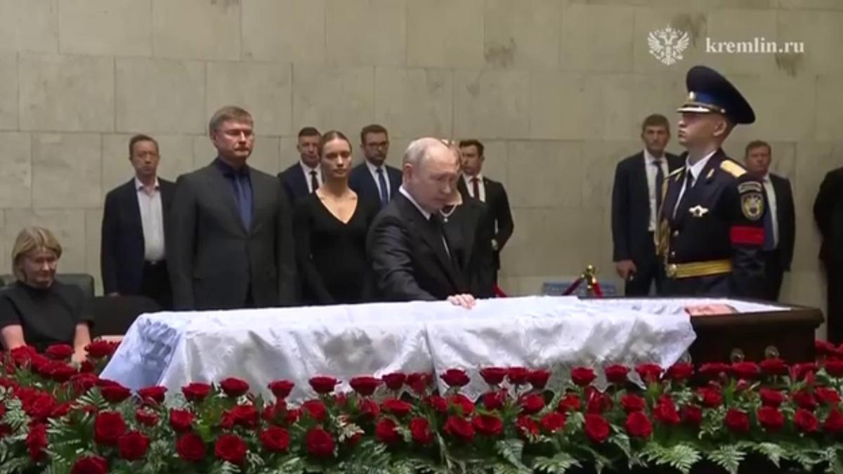 Скриншот видео Кремлин.ру