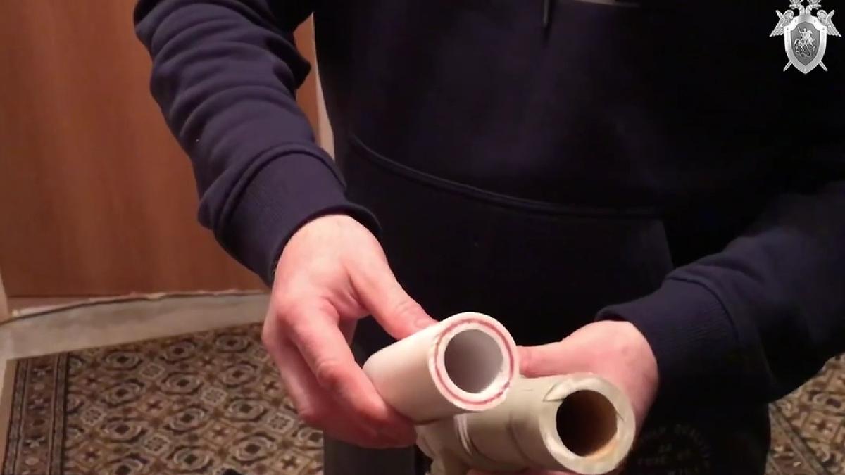 В доме на улице Дудина ежемесячно случаются прорывы